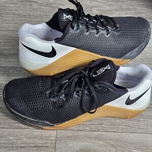 Nike Metcon 5 Shoes Mens Size 10.5 Black White Gum Training AQ1189-009 Sneakers
